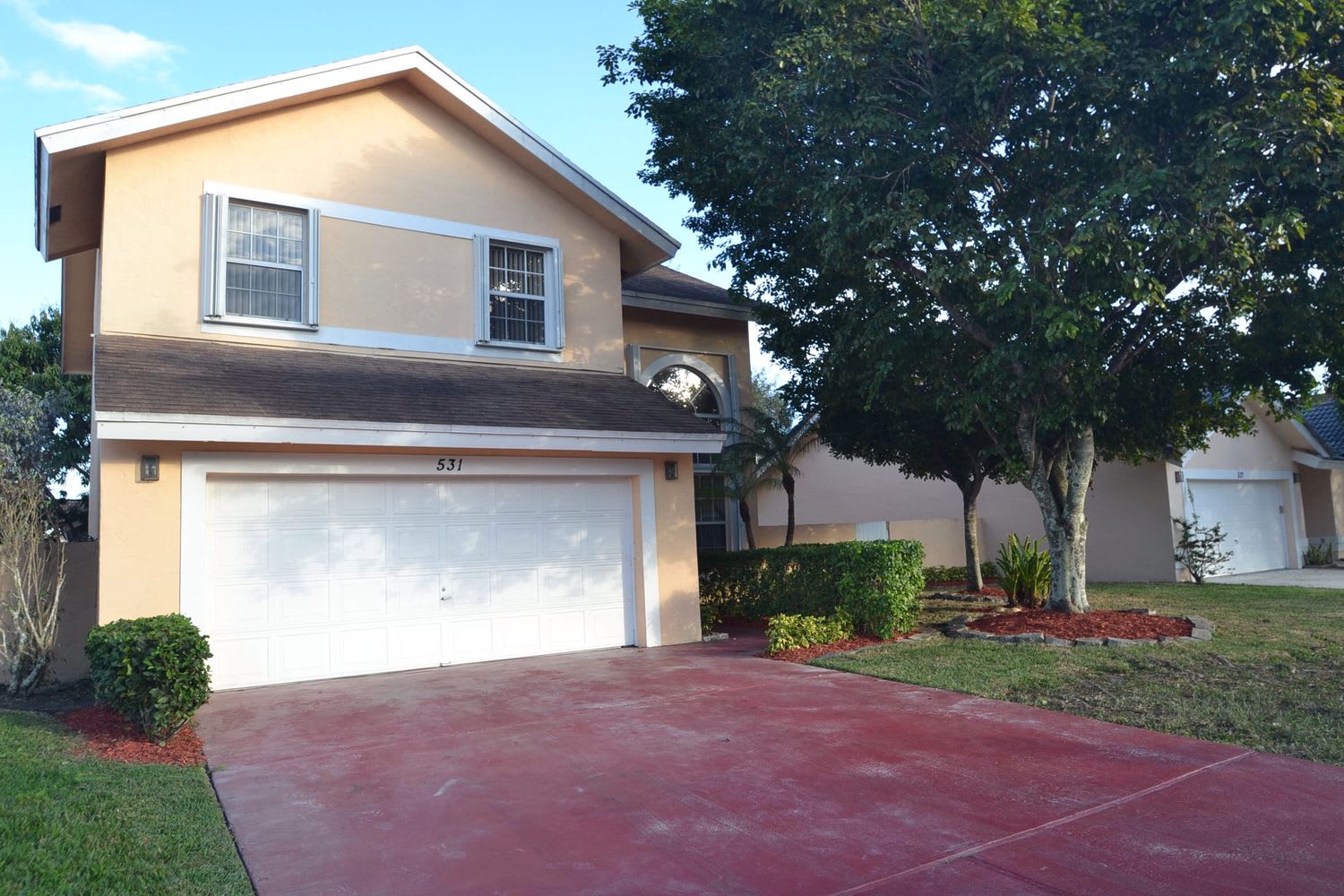 531 NW 207th Ter, Pembroke Pines photo 1