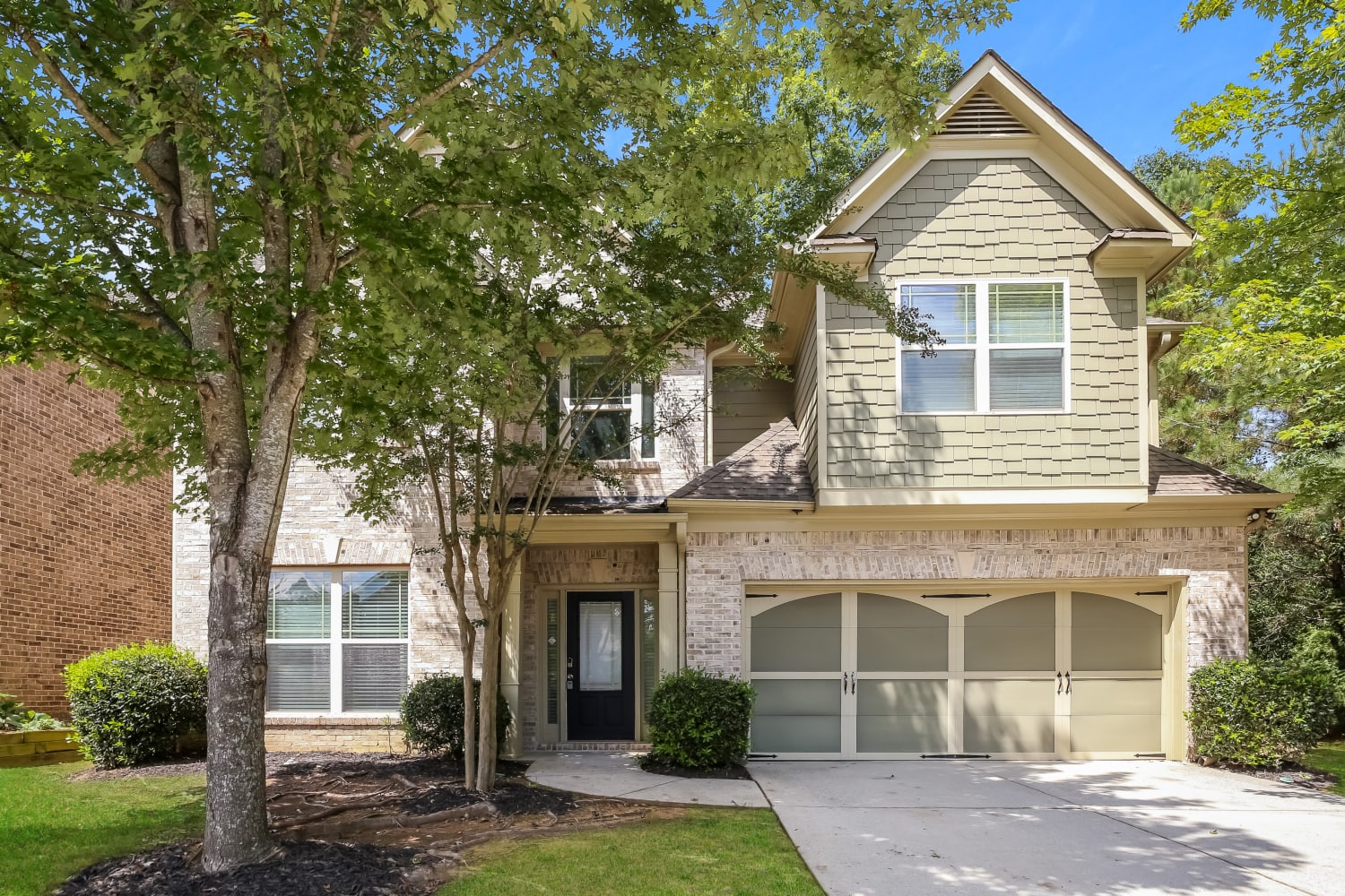 Front of 532 Suwanee Oaks Dr, Suwanee, GA