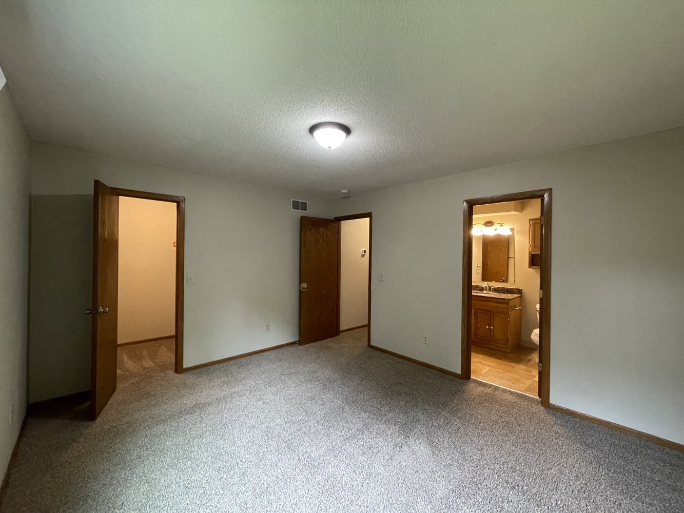 5325 W 140th St, Savage photo 15