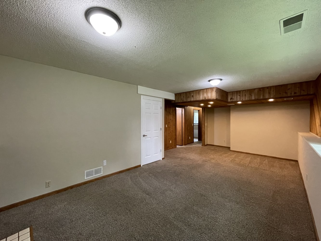 5325 W 140th St, Savage photo 10
