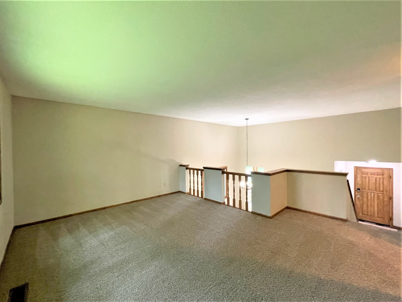 5325 W 140th St, Savage photo 9