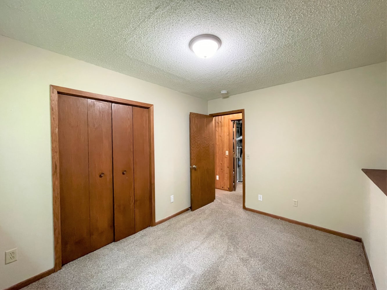 5325 W 140th St, Savage photo 12