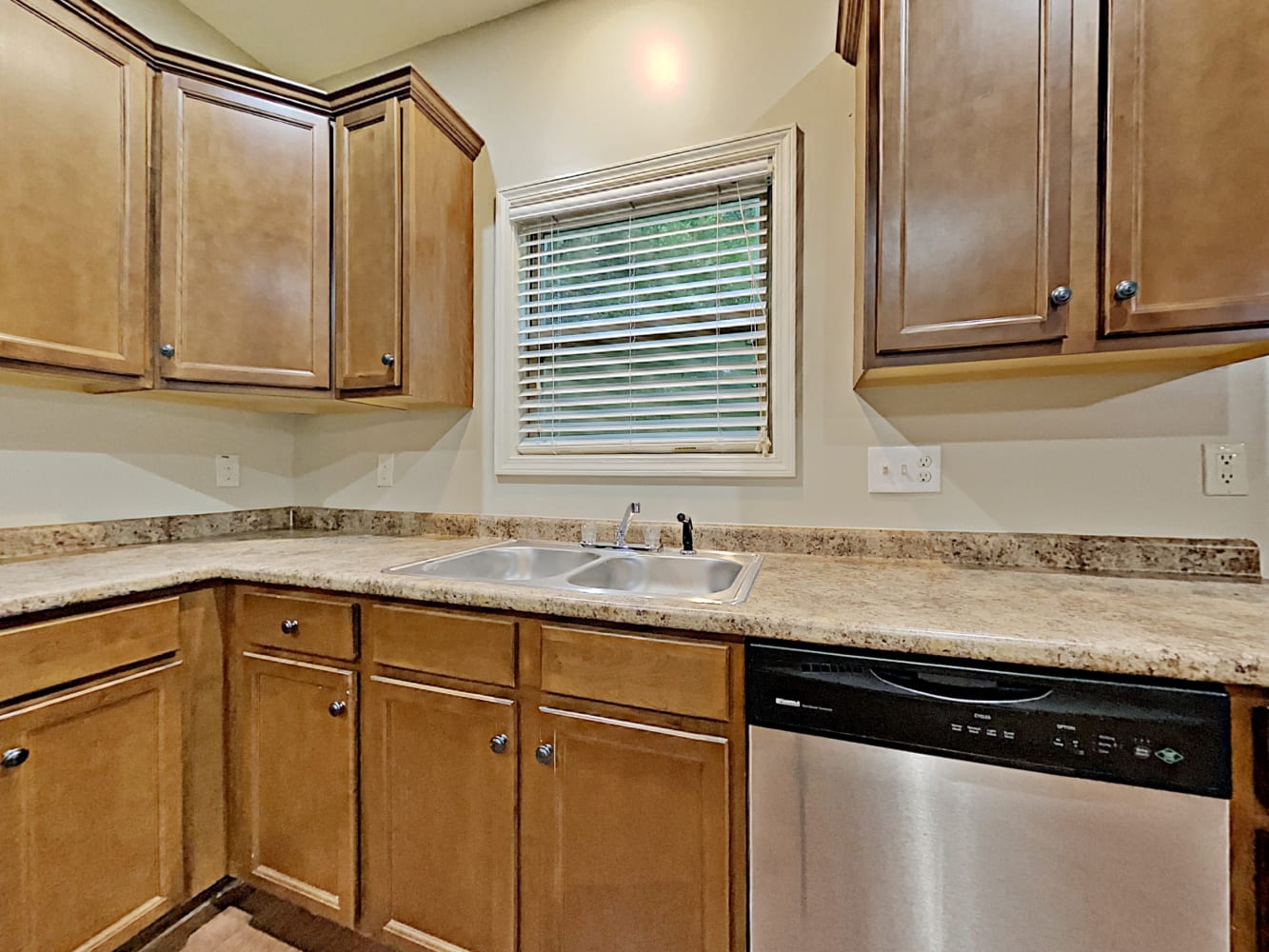 533 Winder Trl, Canton photo 9