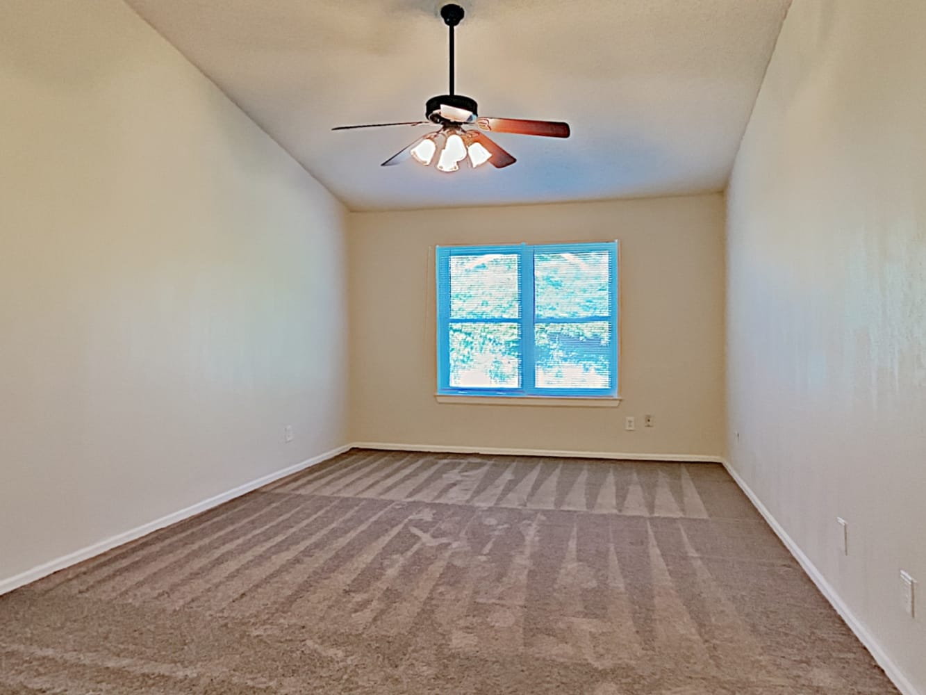 5345 Colonial Dr, Flower Mound photo 6