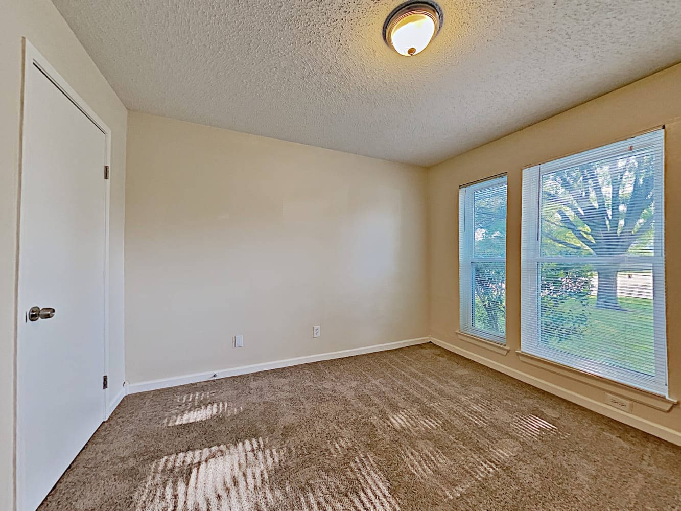 5345 Colonial Dr, Flower Mound photo 7