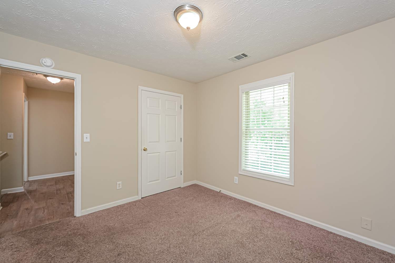 535 Devonshire Walk Dr, Suwanee photo 14