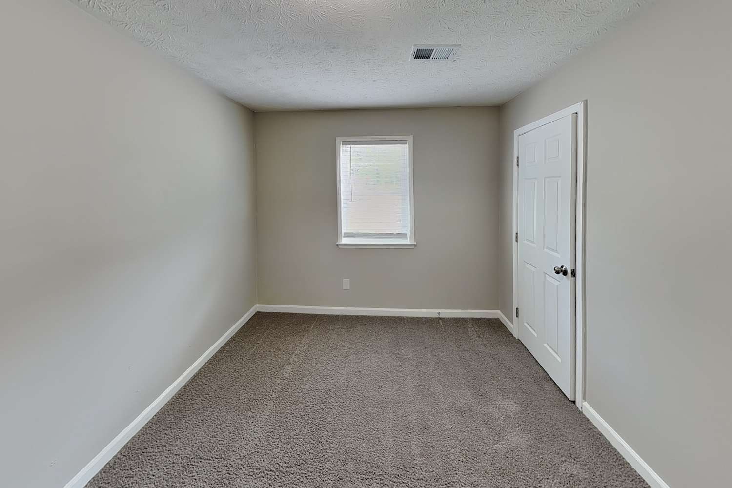 535 Zachary Ct, Stone Mountain photo 15