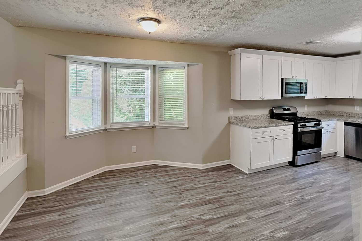 535 Zachary Ct, Stone Mountain photo 10