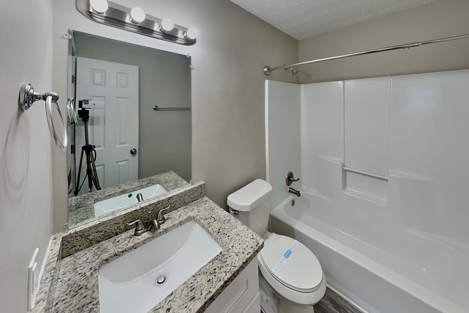 535 Zachary Ct, Stone Mountain photo 17