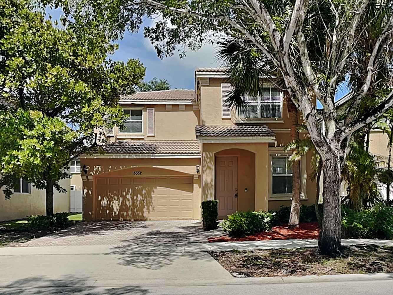 5352 SW 155th Ave, Miramar photo 1