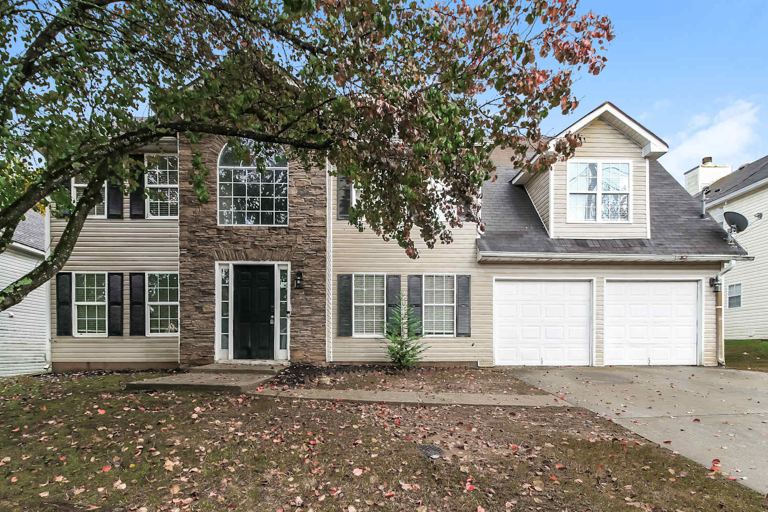 Front of 5390 Wellborn Creek Dr, Lithonia, GA