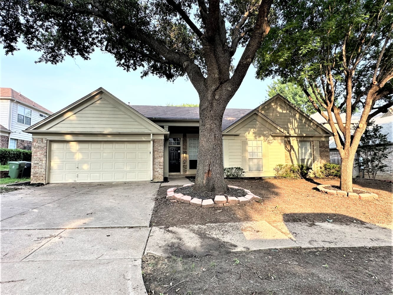 Front of 5403 Signal Peak Dr, Arlington, TX