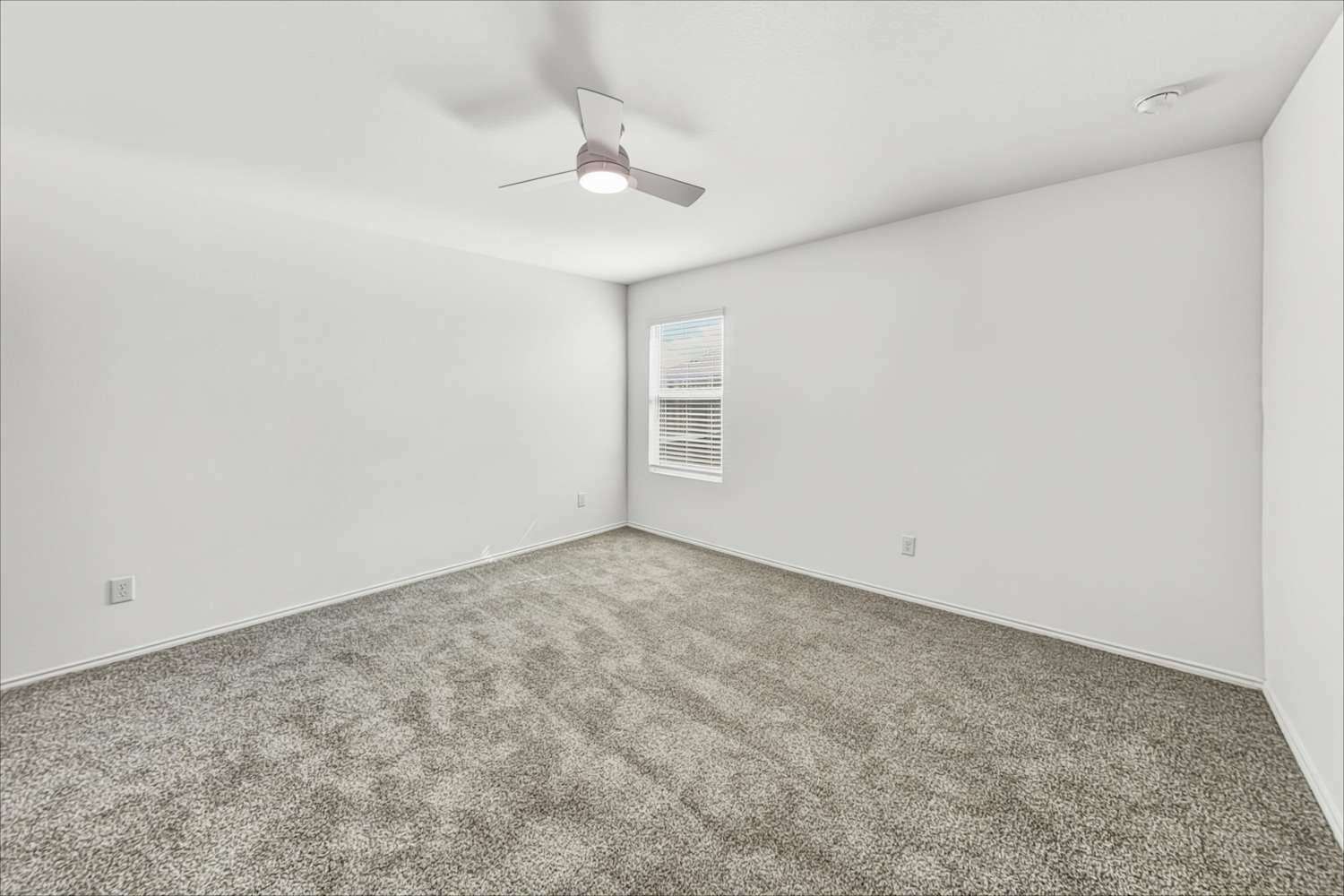 5406 Longshadow Dr, Princeton photo 9