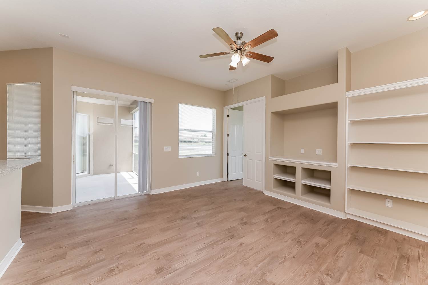 5407 Lexington Dr, Parrish photo 8