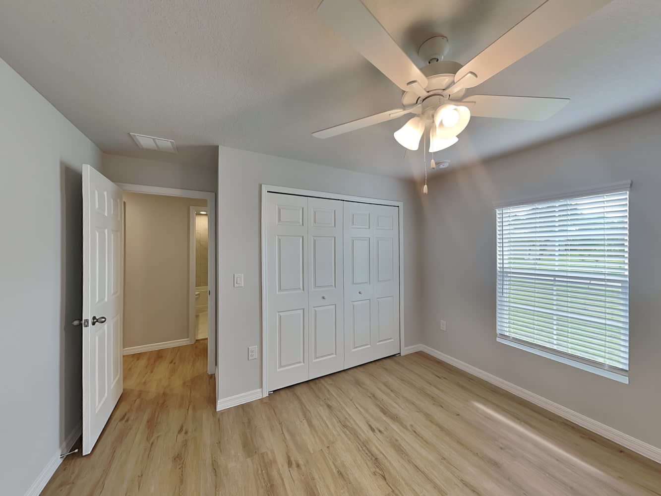 541 Arcadia Ave NE, Palm Bay photo 16