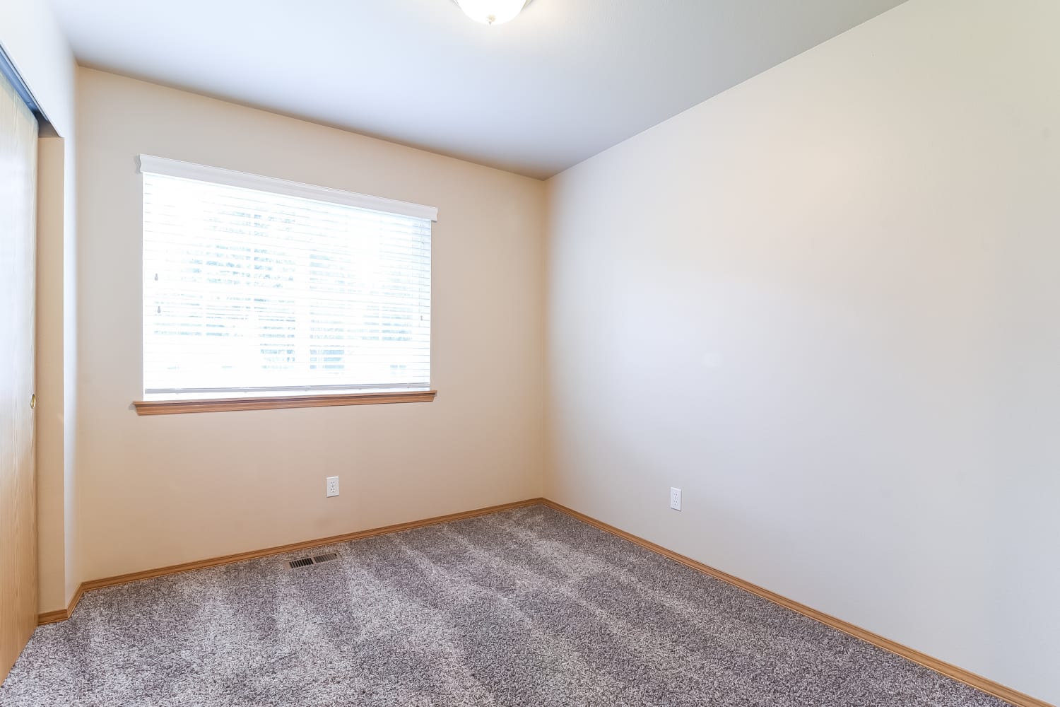 5412 193rd Ave E, Lake Tapps photo 12