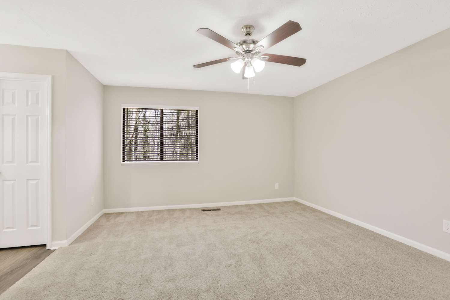 5419 Martins Crossing Rd, Stone Mountain photo 15