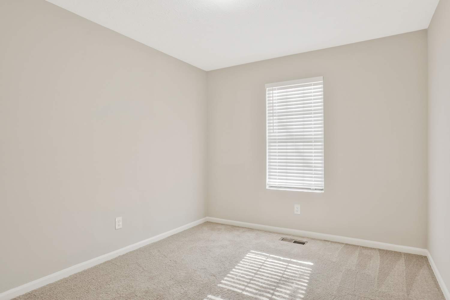 5419 Martins Crossing Rd, Stone Mountain photo 17