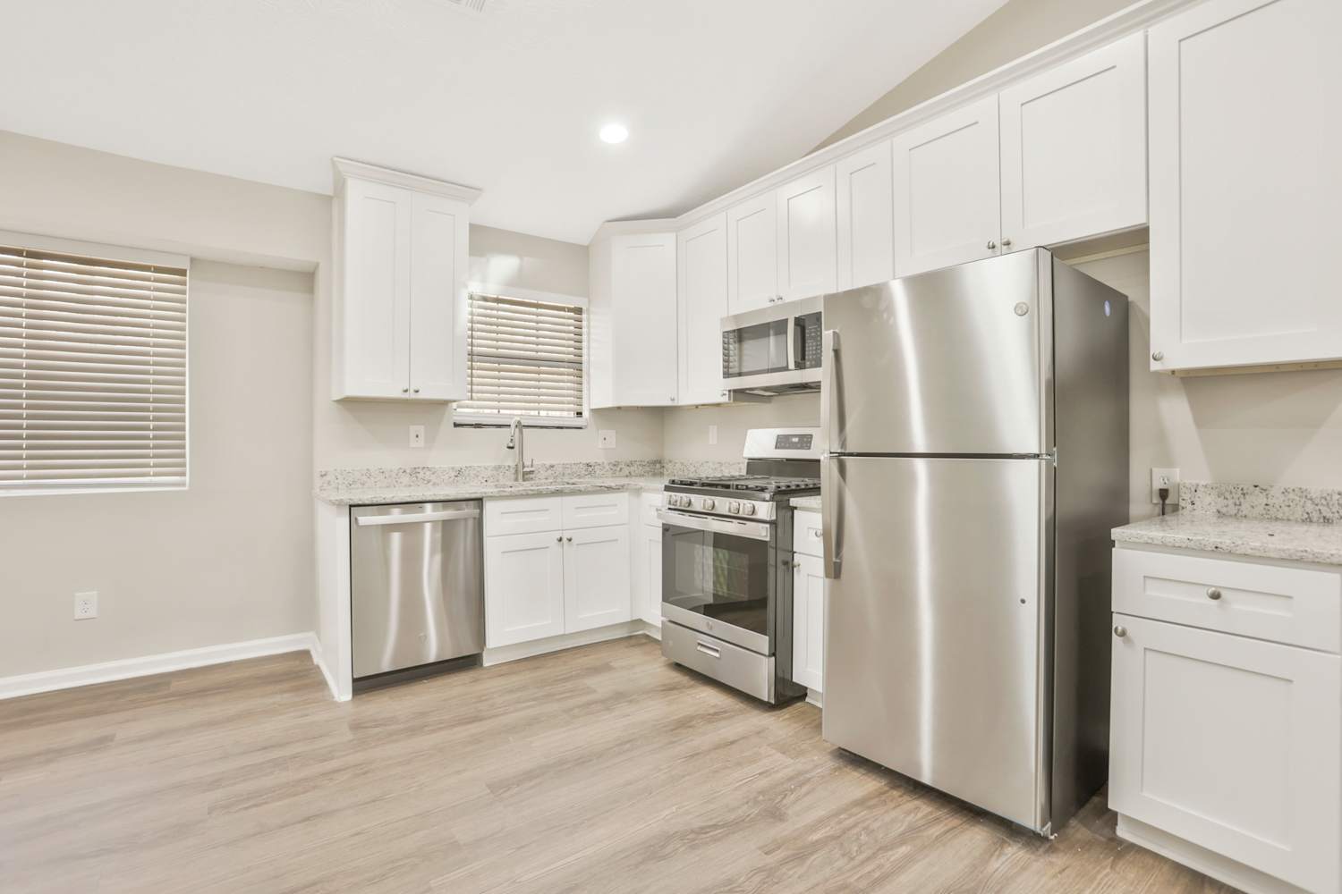 5419 Martins Crossing Rd, Stone Mountain photo 8