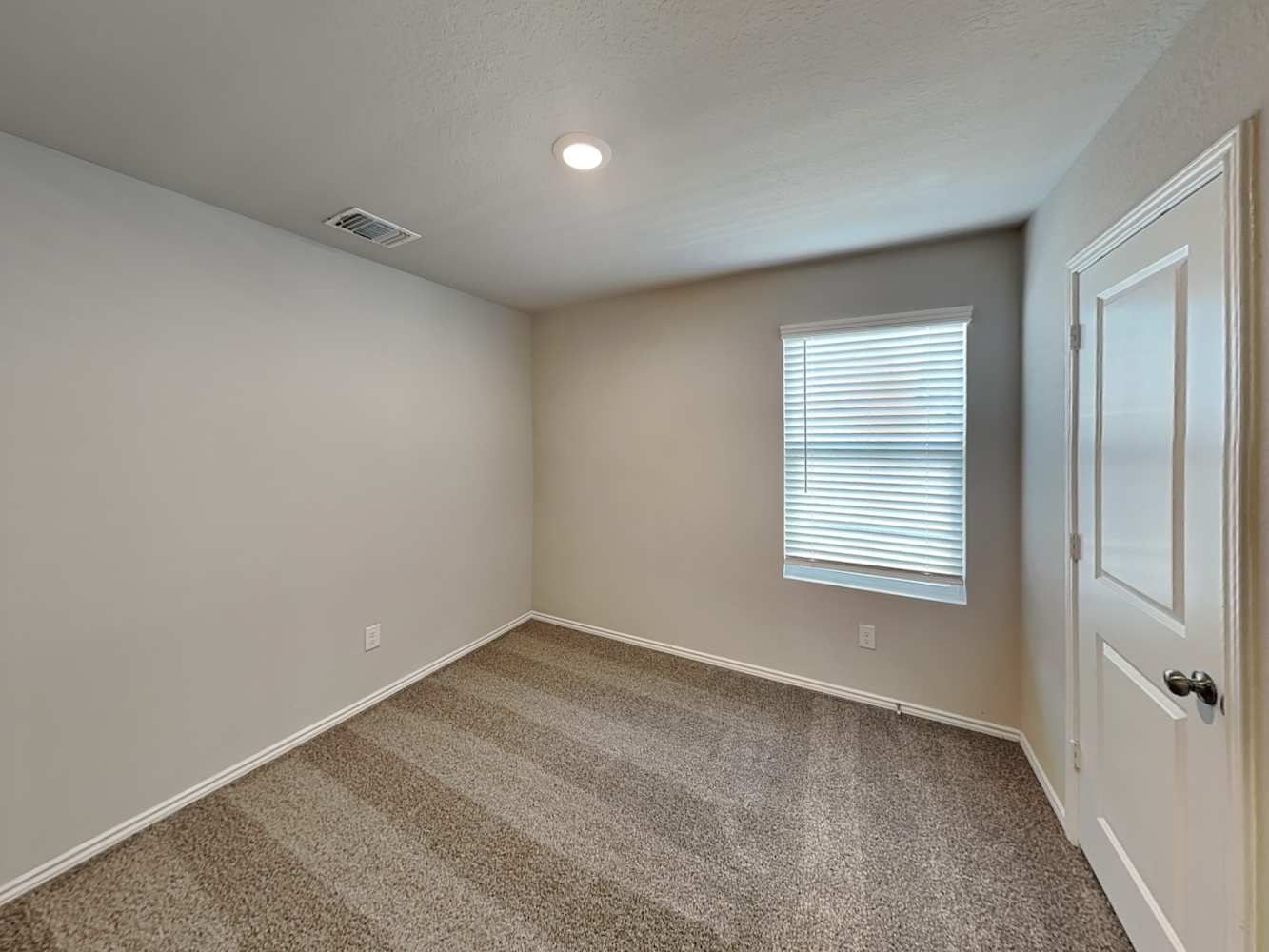 5437 Verdugos Pl, San Antonio photo 12