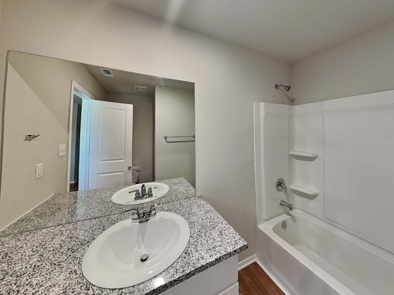 5445 Verdugos Pl, San Antonio photo 14