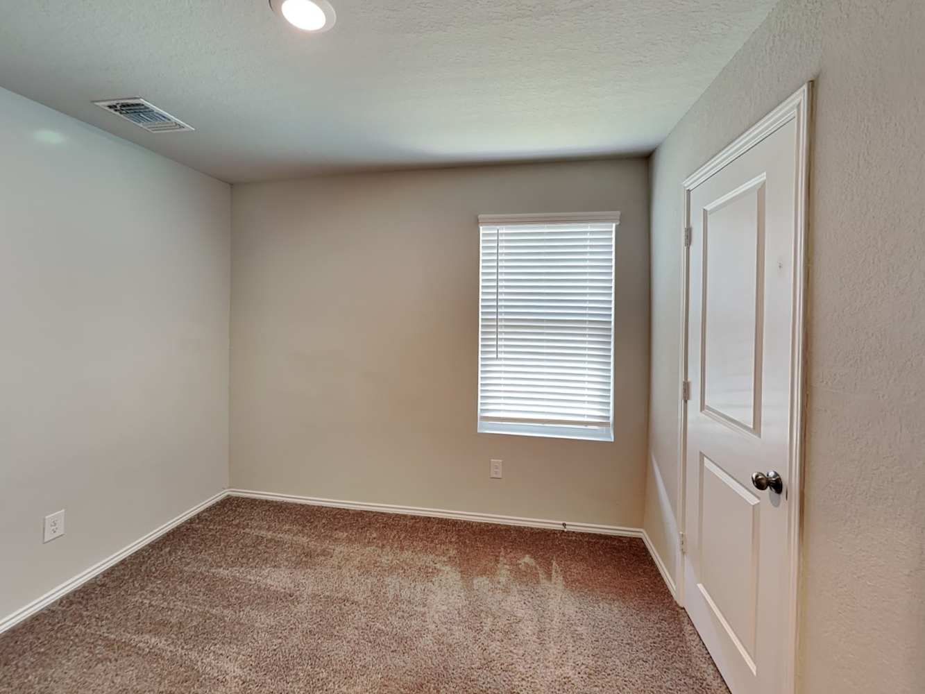 5449 Verdugos Pl, San Antonio photo 19