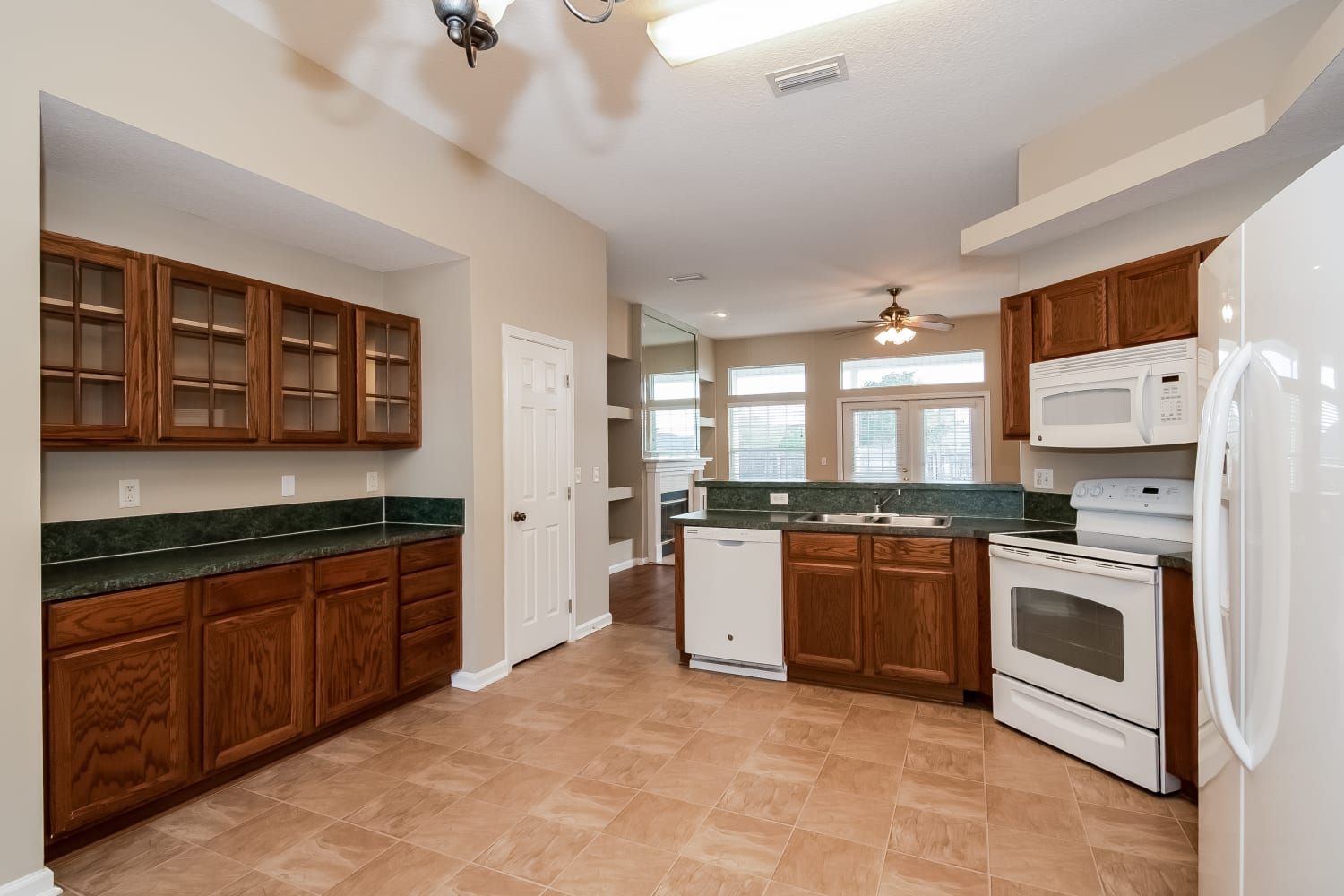 545 Thornberry Rd, Orange Park photo 11