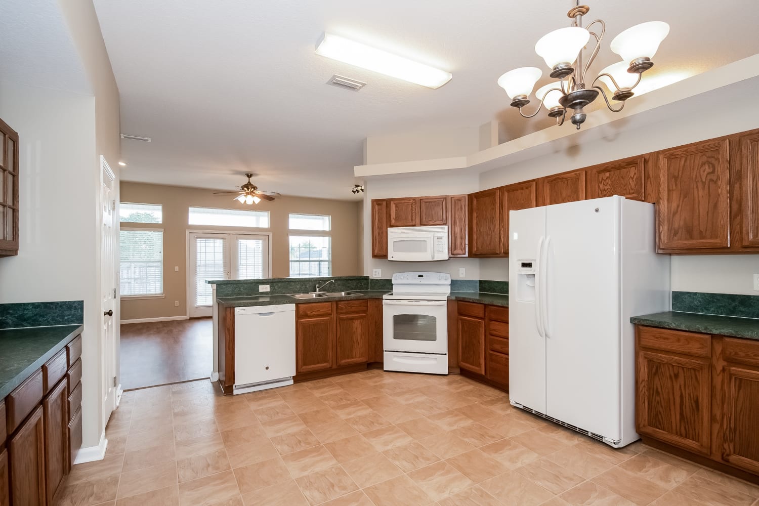 545 Thornberry Rd, Orange Park photo 10