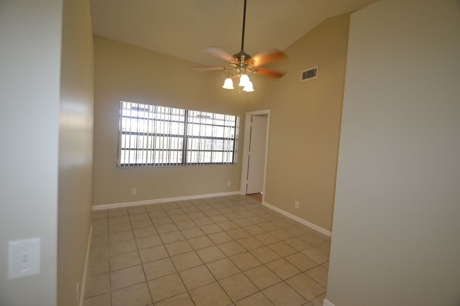 5463 Nw 58Th Ter, Coral Springs photo 9