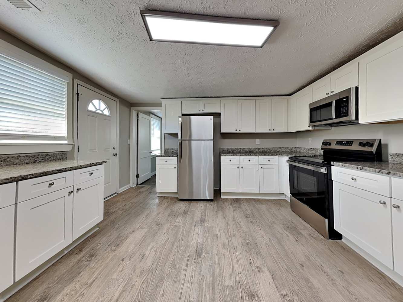 547 Rustic Rd, Stockbridge photo 8