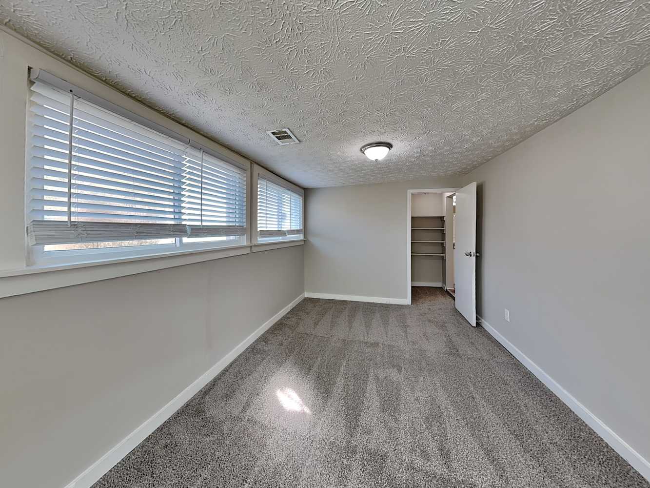 547 Rustic Rd, Stockbridge photo 10