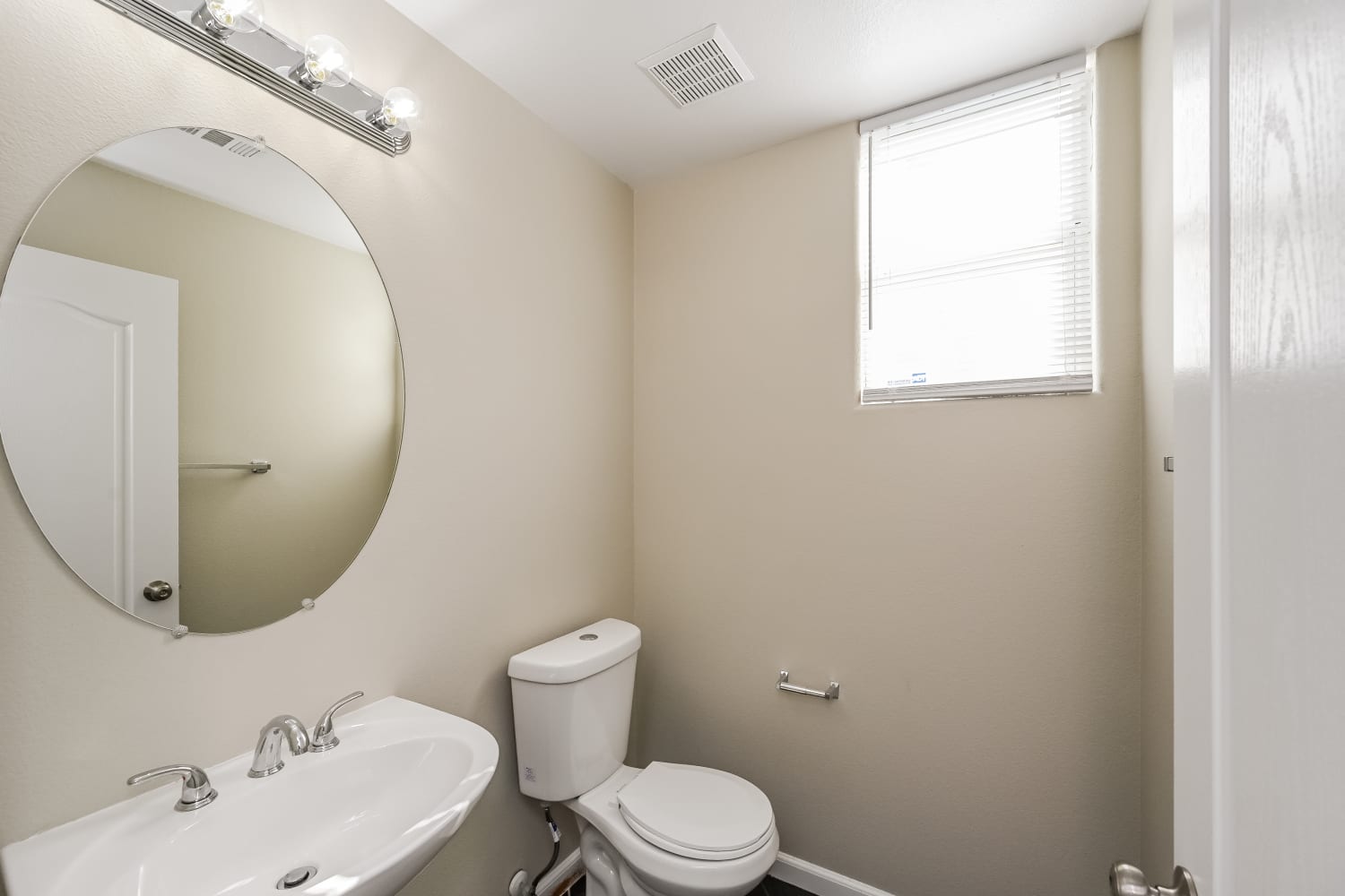 5487 Caprock Canyon Avenue, Las Vegas photo 13