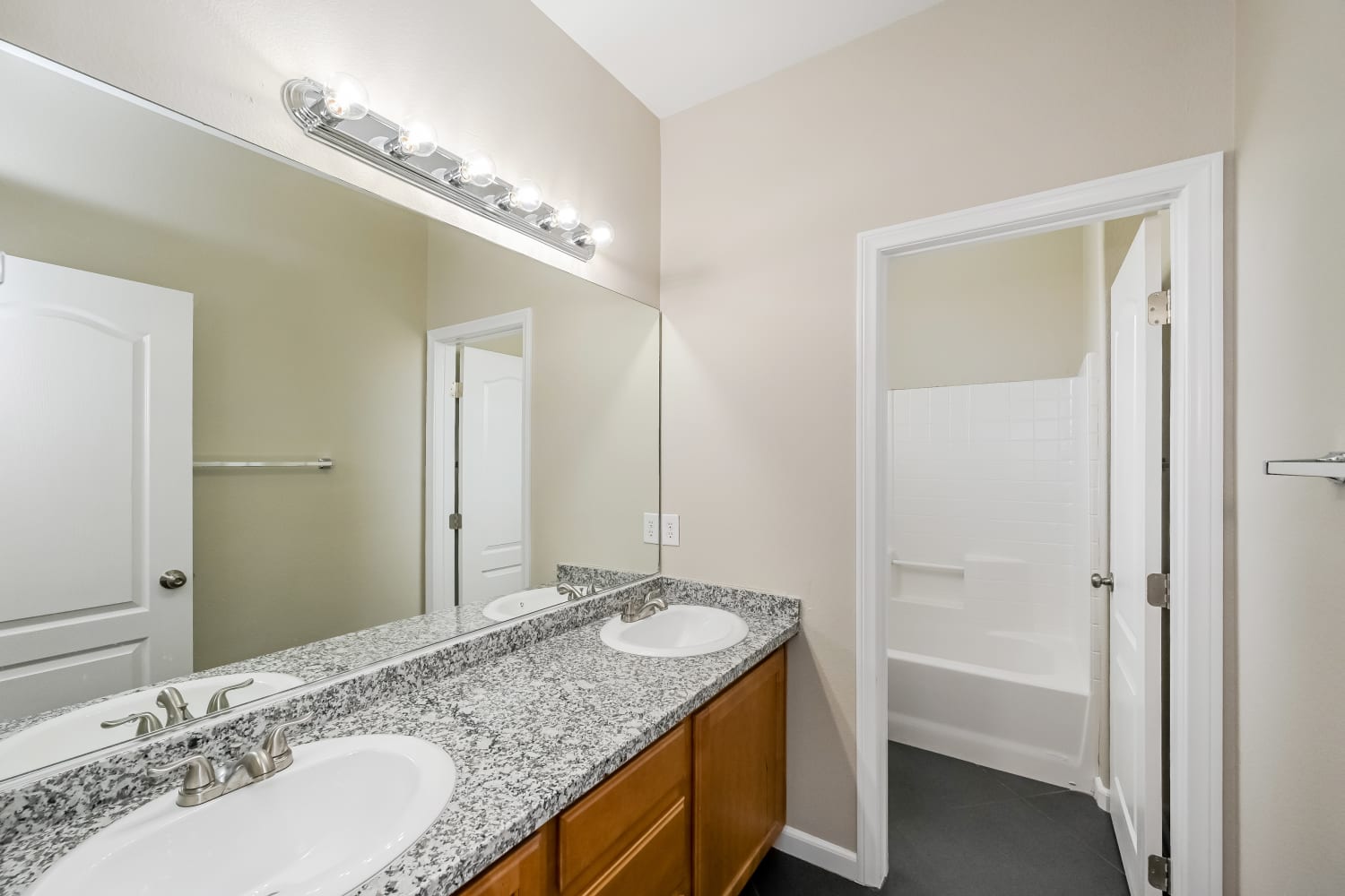 5487 Caprock Canyon Avenue, Las Vegas photo 14