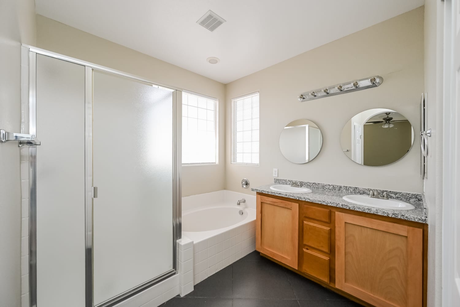 5487 Caprock Canyon Avenue, Las Vegas photo 12