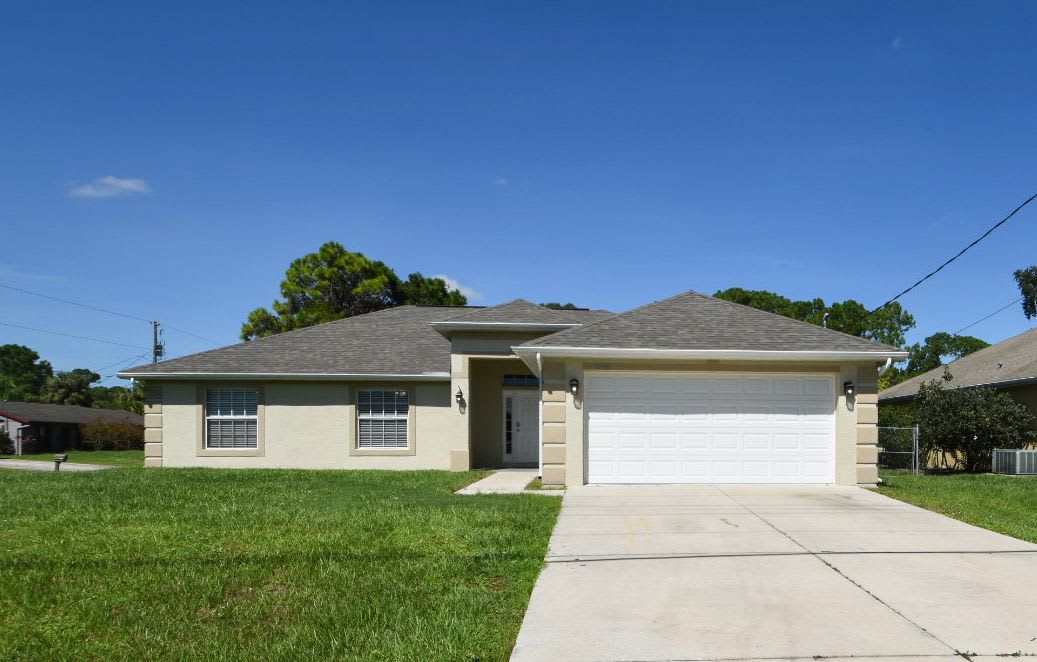 5493 S Chamberlain Blvd, North Port photo 1