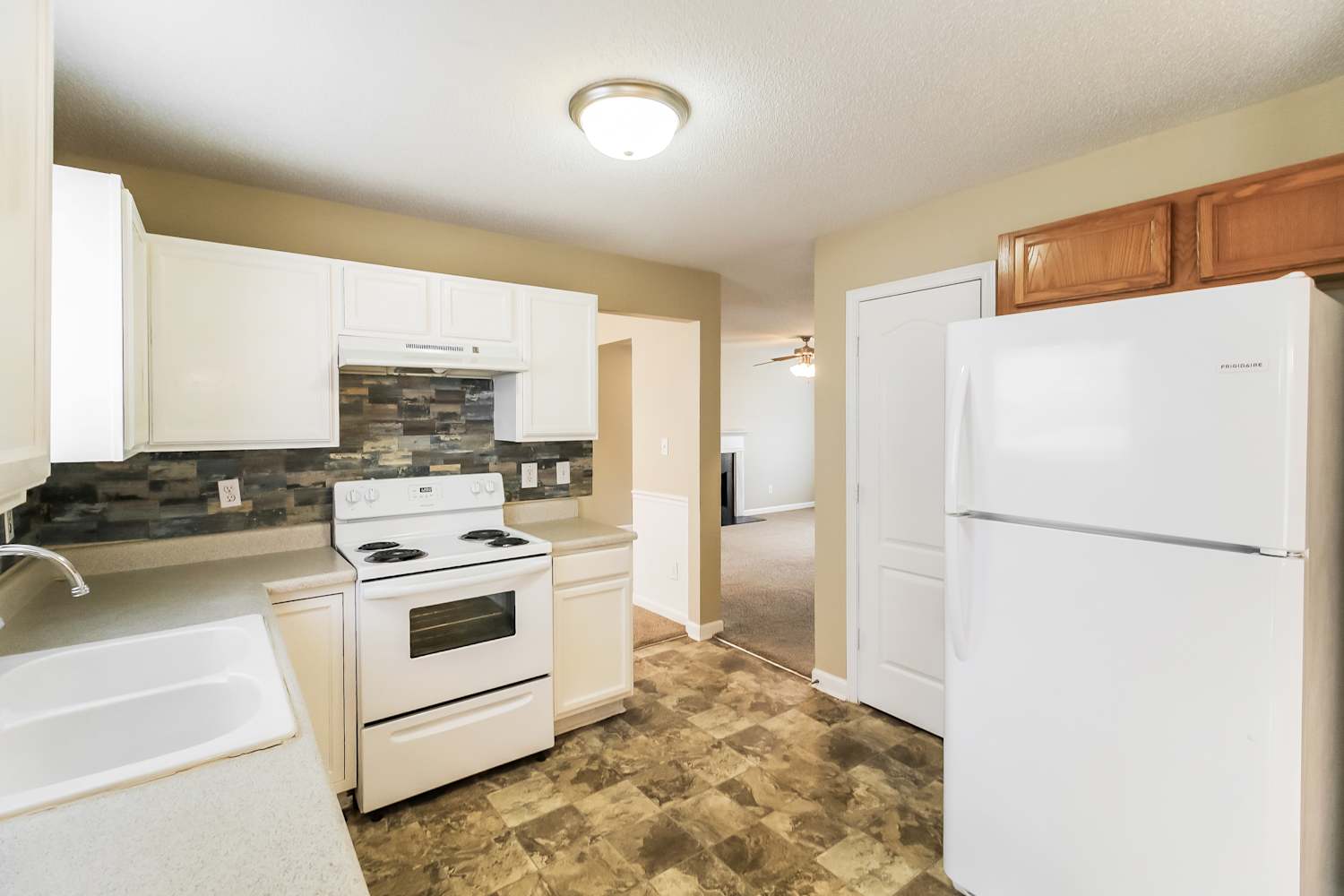 55 Kendall Ln, Covington photo 9