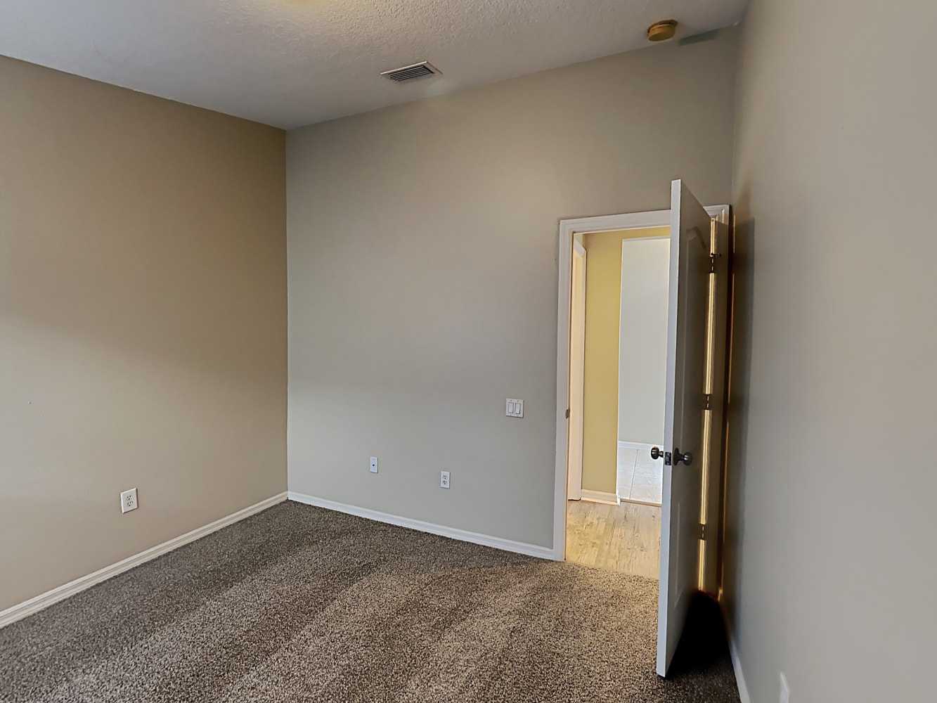 5501 Seattle Slew Dr, Wesley Chapel photo 13