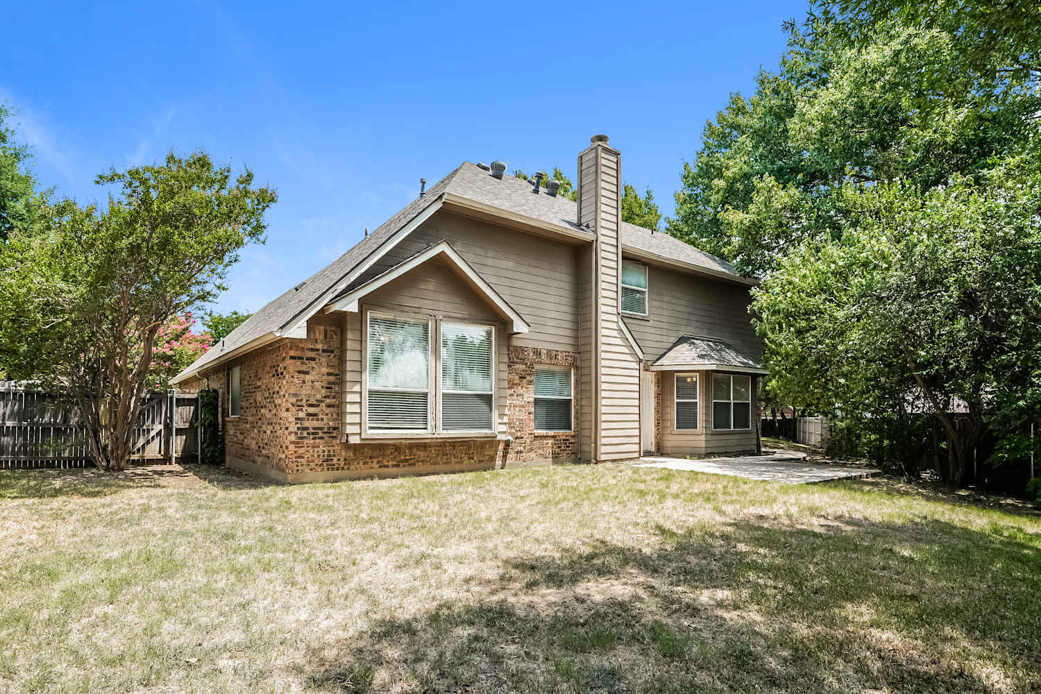 553 Mercer St, Grand Prairie photo 16