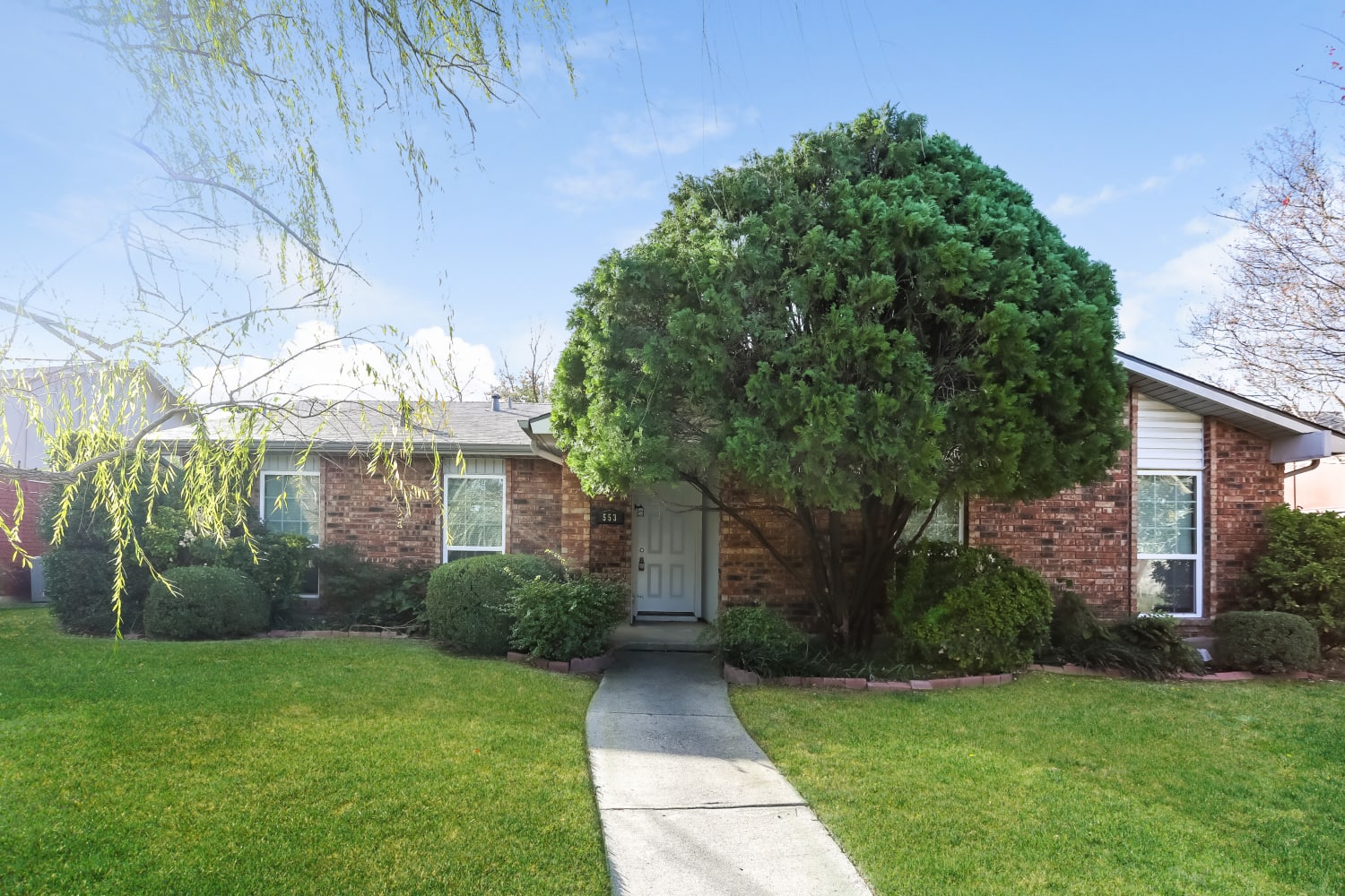 Front of 553 Shadowcrest Ln, Coppell, TX