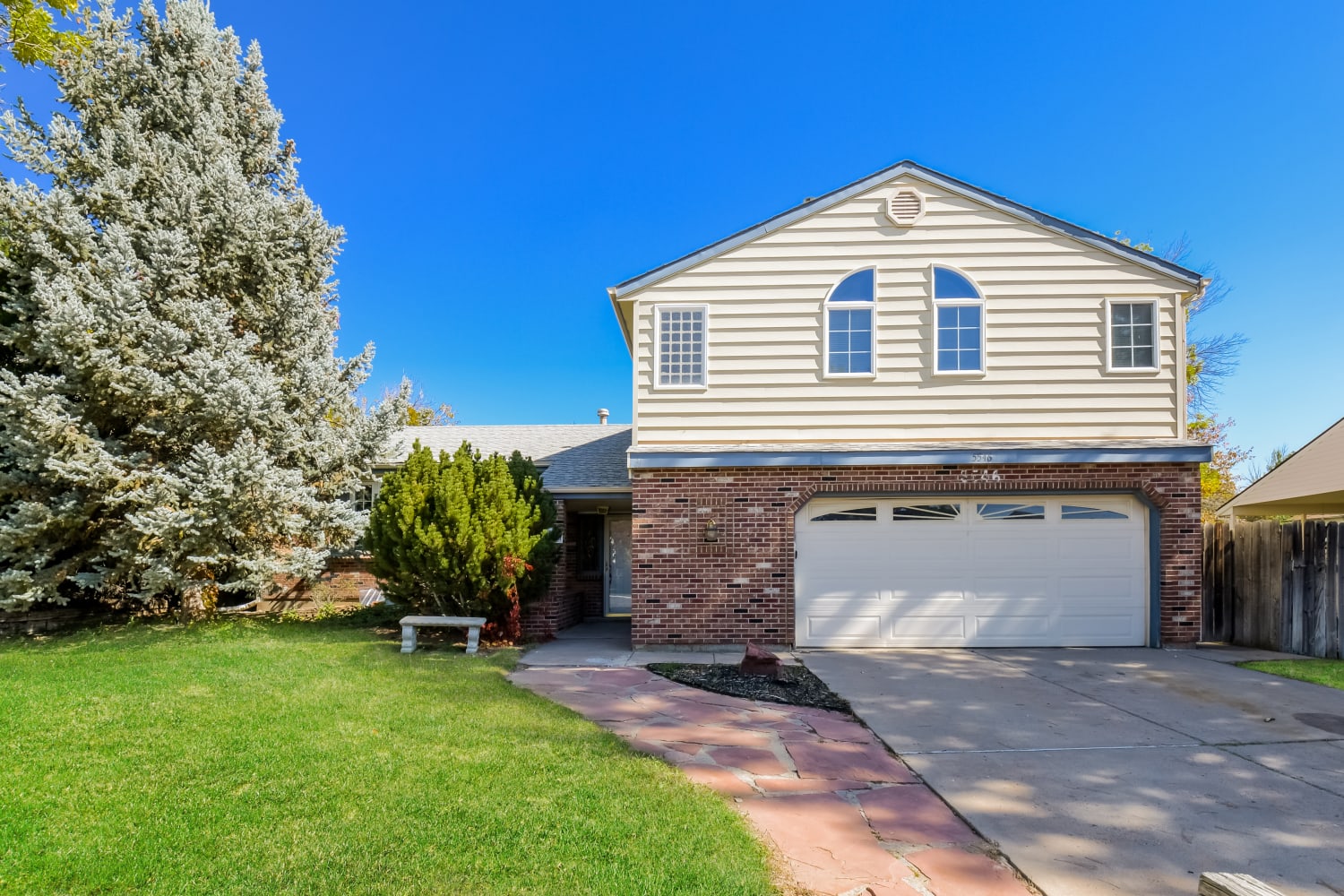 Front of 5546 S Sedalia Street, Centennial, CO