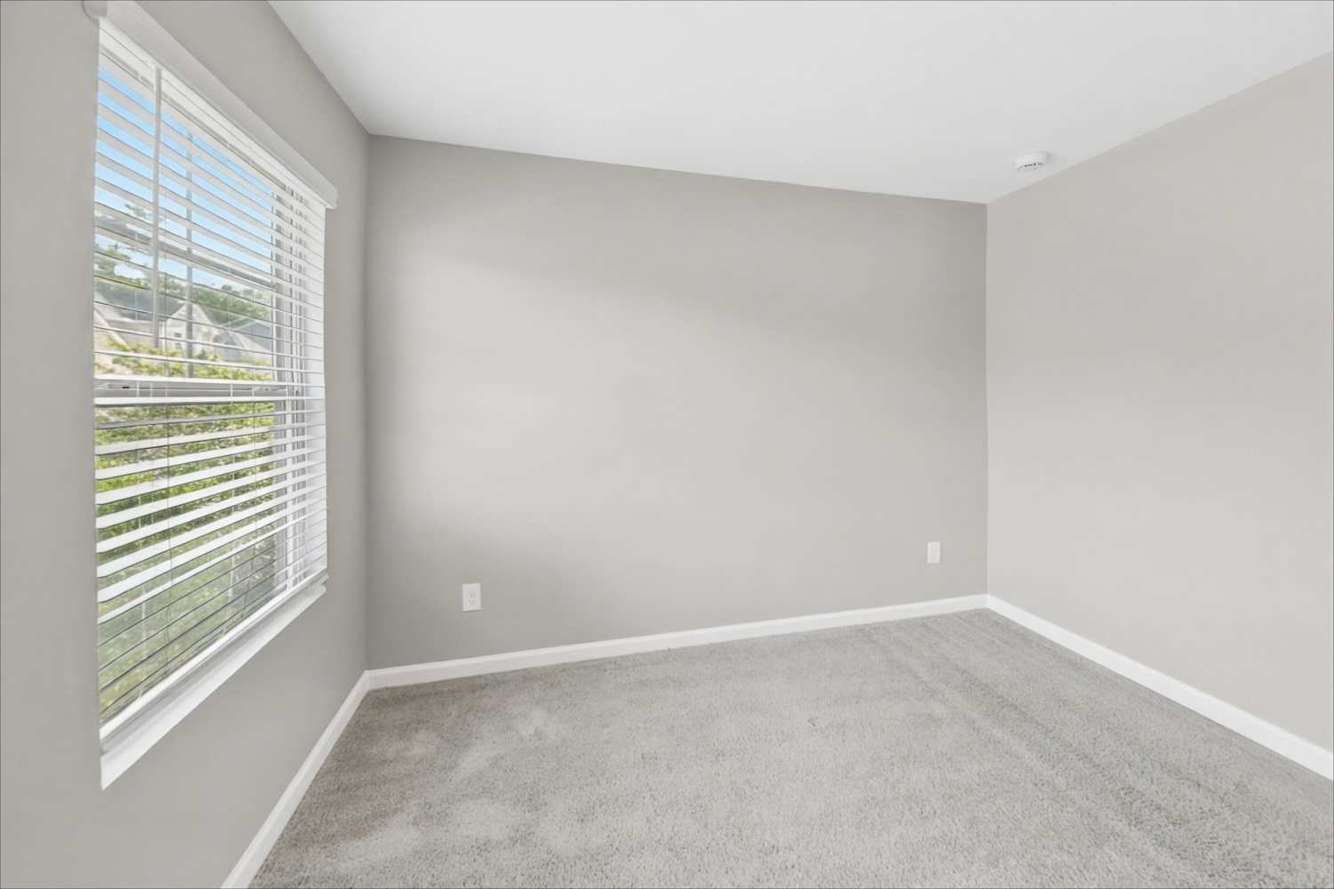 555 S Fortune Way, Dallas photo 13