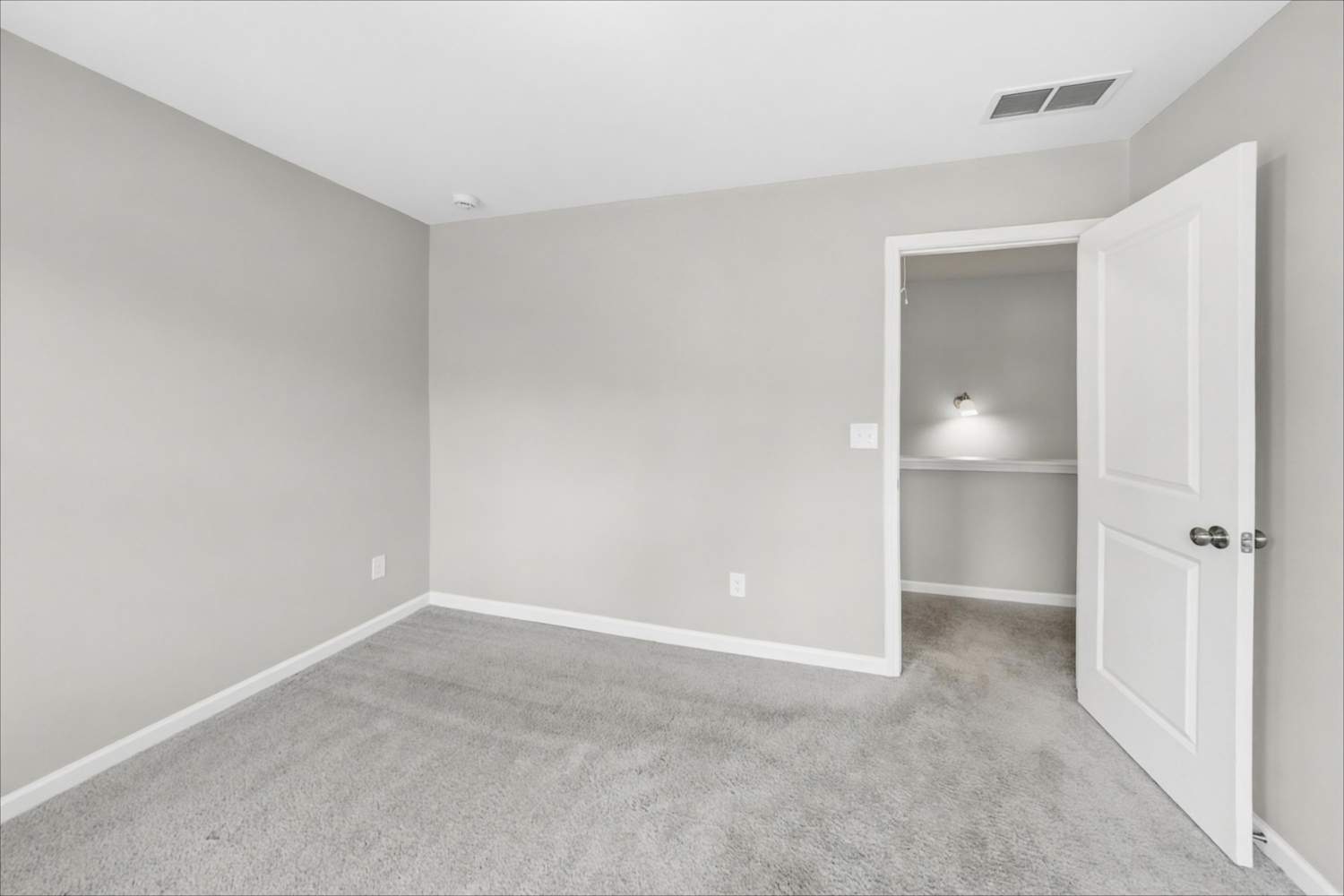 555 S Fortune Way, Dallas photo 14