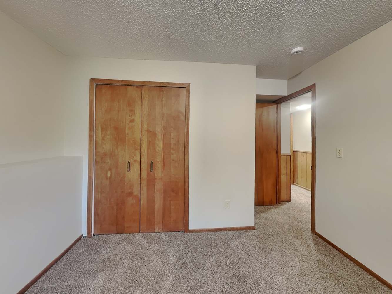 5565 Knoll Dr, Shoreview photo 14
