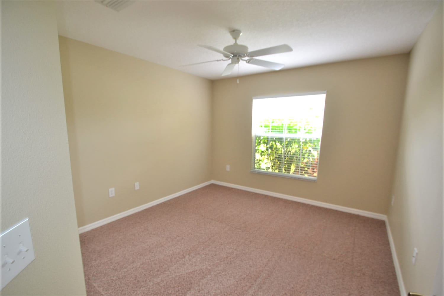 562 Coral Trace Blvd, Edgewater photo 8
