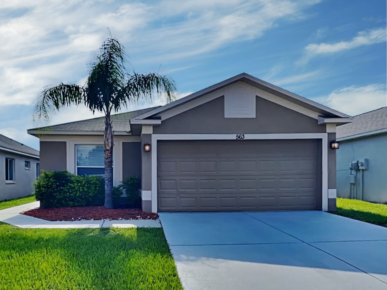 Front of 563 Lindsay Anne Ct, Plant City, FL