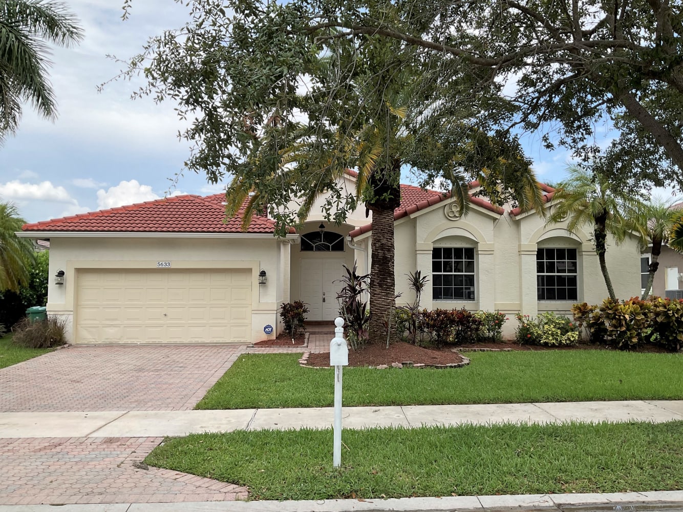 Front of 5633 NW 106th Way, Coral Springs, FL