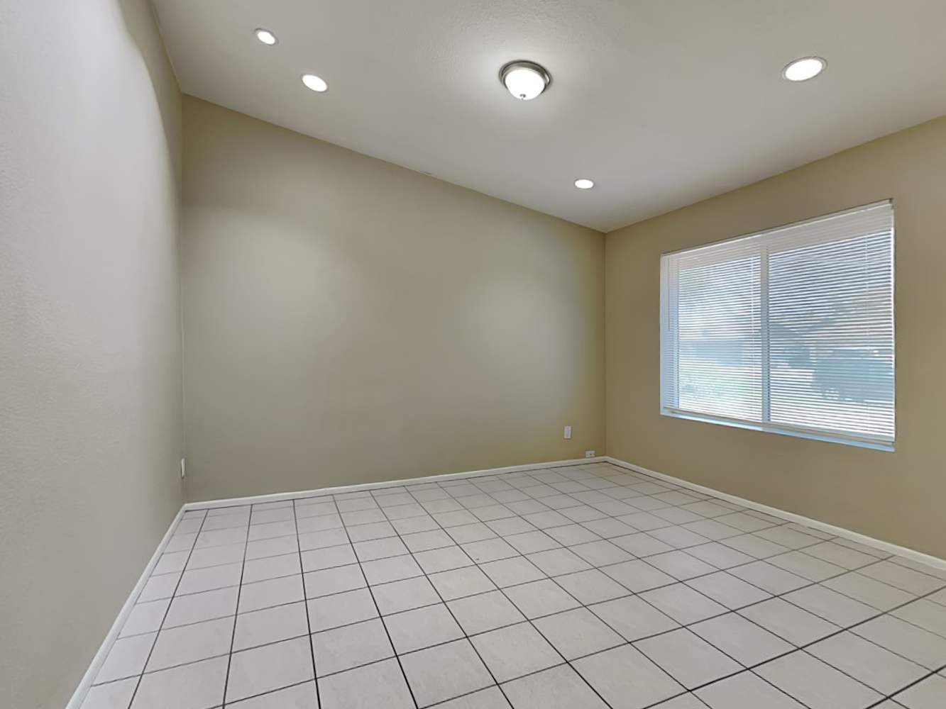 5634 W Altadena Ave, Glendale photo 7