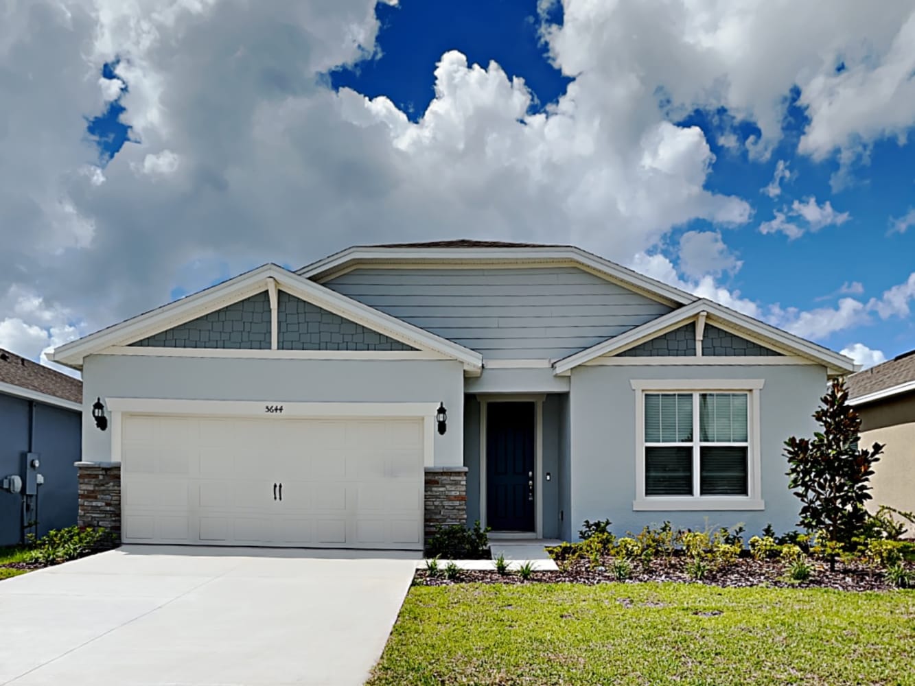 Front of 5644 Arborvista Dr, Saint Cloud, FL