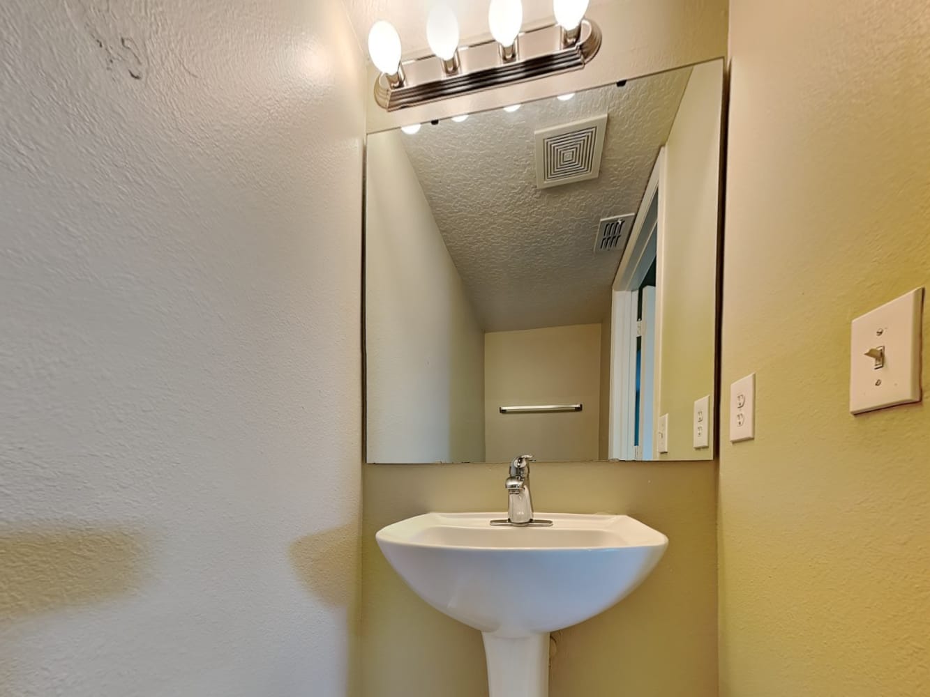 566 Kilimanjaro Dr, Kissimmee photo 11