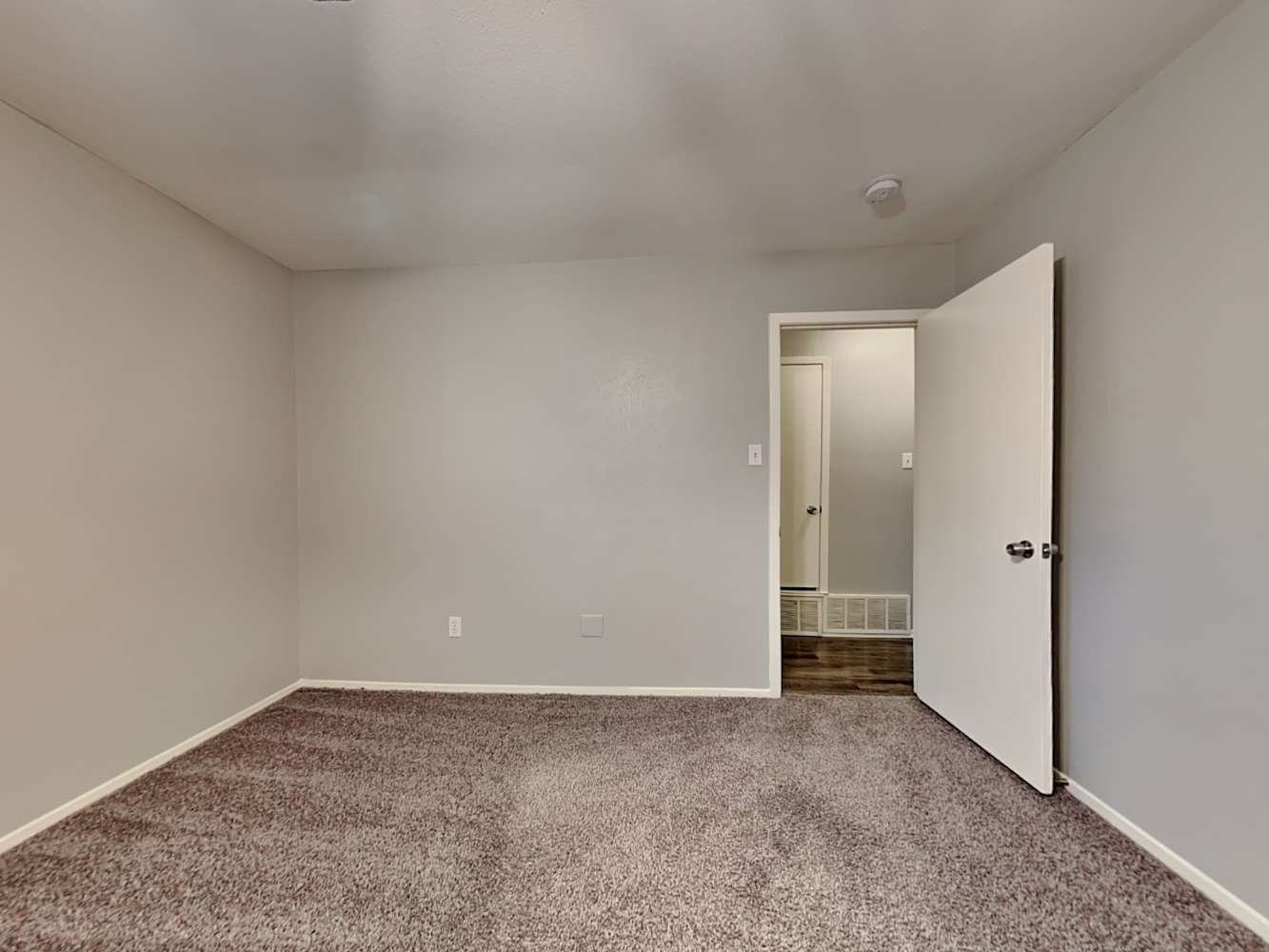 5668 Jamaica Cir, North Richland Hills photo 12